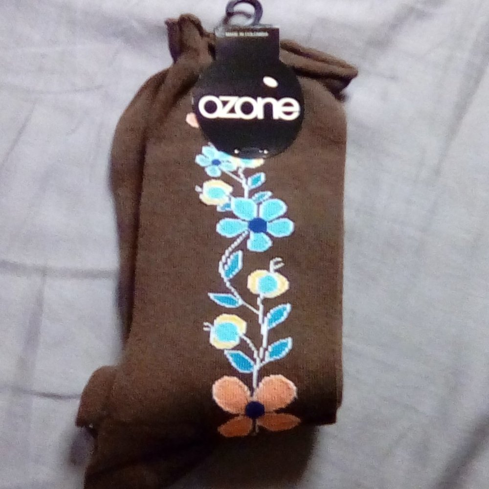 Brown Floral-Print Socks